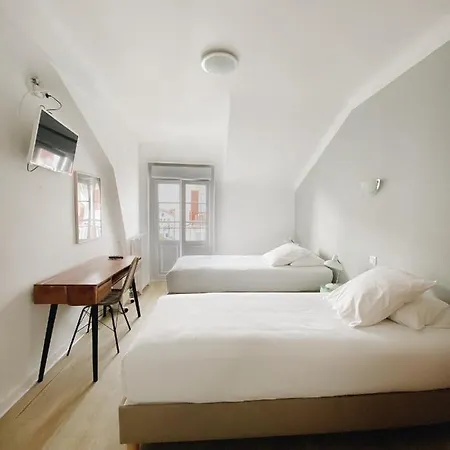 Coliving Готель Біарріц